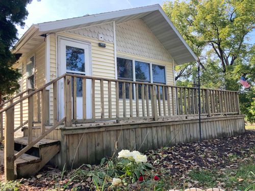 6323 Portage Rd, Deforest, WI, 53532-2942 | Card Image