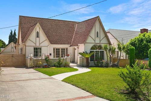 224 W Terrace St, Altadena, CA, 91001-4706 | Card Image