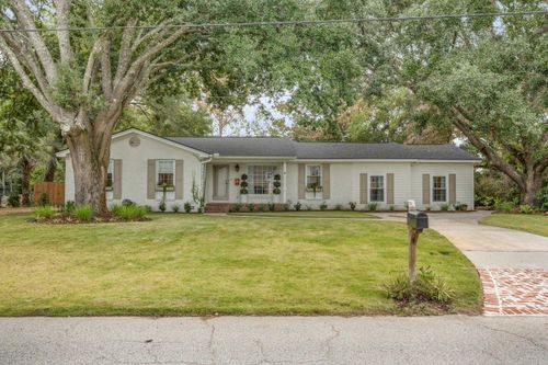930 Cliffwood Dr, Mount Pleasant, SC, 29464-2904 | Card Image