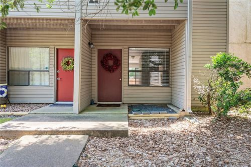 apt-l4-1902 Dartmouth St, College Station, TX, 77840-7003 | Card Image