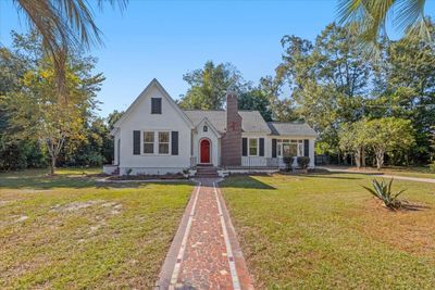 206 Ne 2nd Street, House other with 3 bedrooms, 2 bathrooms and null parking in HAVANA FL | Image 1