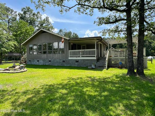 258 Hideaway Rd, Belhaven, NC, 27810-9331 | Card Image