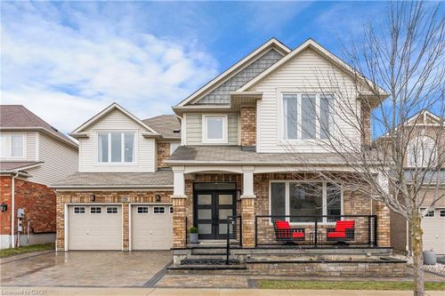 75 Porter Crescent, Cambridge, ON, N3C0B7 | Card Image