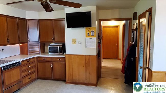 7367 Leisure Ct, House other with 3 bedrooms, 1 bathrooms and null parking in Orefield PA | Image 13