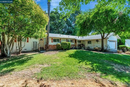 1971 Emerald St, Concord, CA, 94518-3206 | Card Image