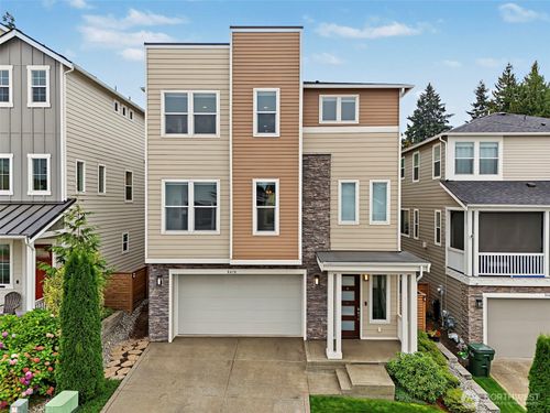 8478 28th Street Ct E, Edgewood, WA, 98371-1932 | Card Image