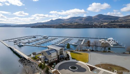 d11-1350 W Woodin Avenue, Chelan, WA, 98816 | Card Image