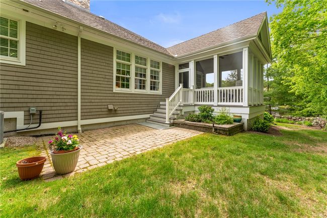 11 Newbury Dr, Condo with 2 bedrooms, 4 bathrooms and 6 parking in Westerly RI | Image 8