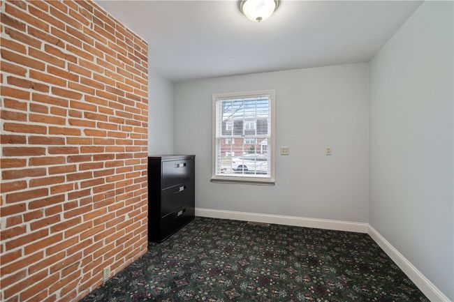 396 4 Th St, House other with 5 bedrooms, 3 bathrooms and 6 parking in Beaver PA | Image 35