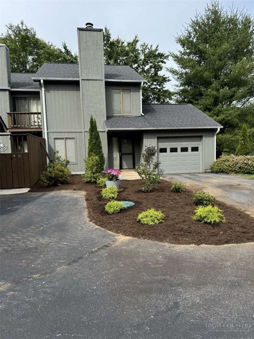 9-198 Meadow Ridge Rd, Boone, NC, 28607-7784 | Card Image