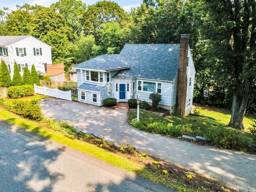 15 Harborview Dr, Hingham, MA, 02043-2105 | Card Image