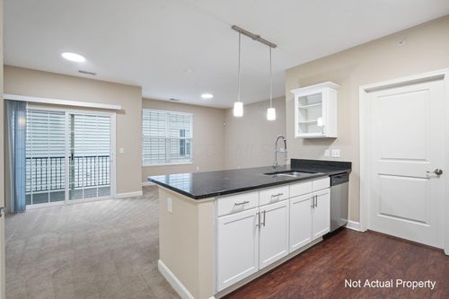 5167 Monterey Pine Ln, Dublin, OH, 43016-7455 | Card Image