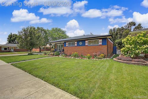 2074 Newman St, Trenton, MI, 48183-5507 | Card Image