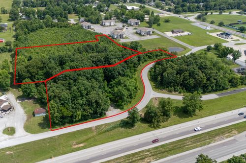 1130 Pin Oak Dr, Carterville, IL, 62918 | Card Image