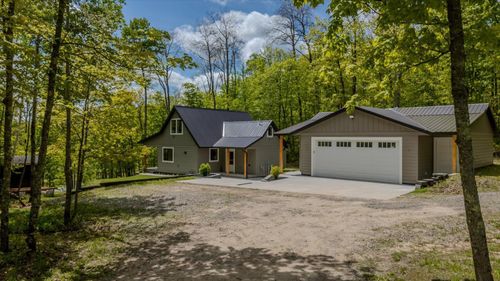 17585 S Crystal Springs Rd, Grand Rapids, MN, 55744-4830 | Card Image