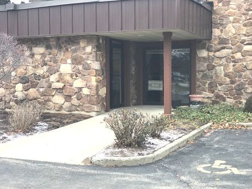 2-l-85 Market St, ELGIN, IL, 60123-5083 | Card Image