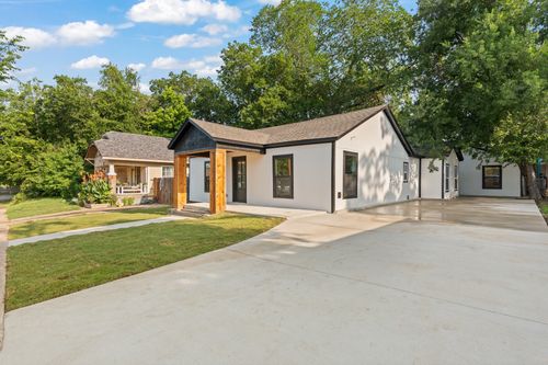 3009 Avenue H, Fort Worth, TX, 76105-2327 | Card Image