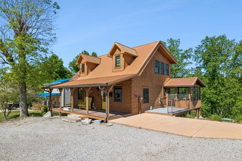 225 Bill Hunter Rd, Celina, TN, 38551-6592 | Card Image