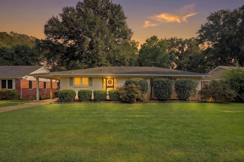 4681 Crossover Ln, Memphis, TN, 38117 | Card Image
