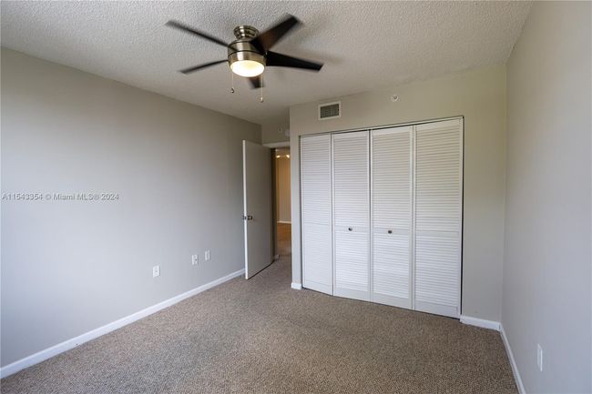 APT-307 - 2711 Ocean Club Blvd, Condo with 2 bedrooms, 2 bathrooms and null parking in Hollywood FL | Image 22