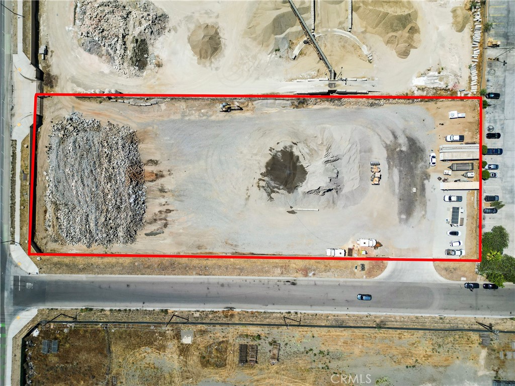 Commercial Sale in Perris
