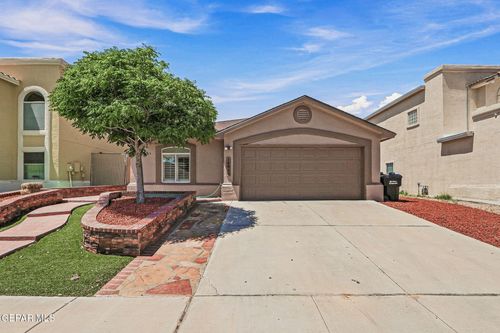 14049 Peter Noyes Dr, Horizon City, TX, 79928-5593 | Card Image