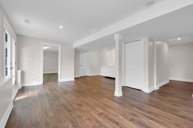 126 Squire Rd, House other with 3 bedrooms, 2 bathrooms and 8 parking in Springbrook ON | Image 22