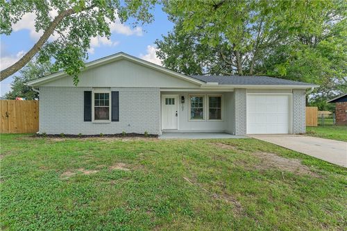 107 Eames Ave, Springdale, AR, 72764-7103 | Card Image