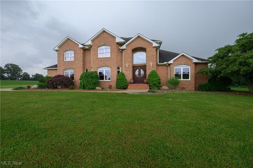 15644 Marshallville St Nw, Canal Fulton, OH, 44614-9016 | Card Image
