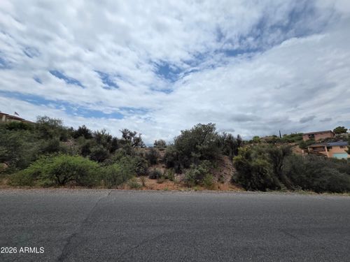 685686-2406 S Valley Dr, Cottonwood, AZ, 86326-5876 | Card Image