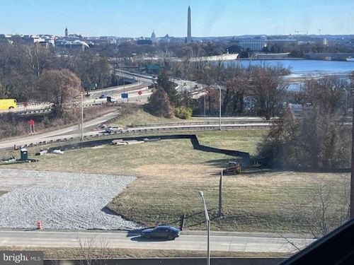 627-1011 Arlington Blvd, ARLINGTON, VA, 22209-2273 | Card Image