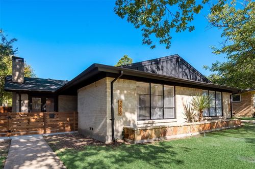 7530 Brentcove Cir, Dallas, TX, 75214-1807 | Card Image