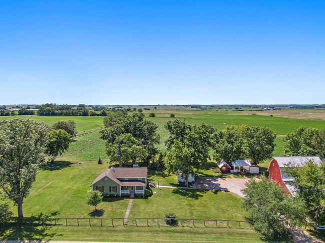 30789 5 Points Rd, House other with 3 bedrooms, 2 bathrooms and 6 parking in Kingston IL | Image 43