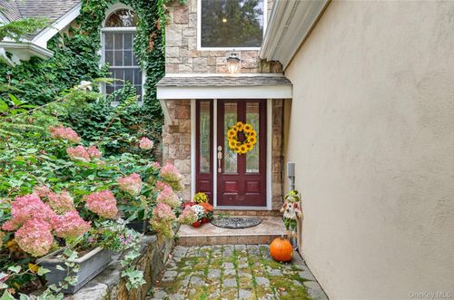 150 Hortontown Rd, Carmel, NY, 10512-3444 | Card Image