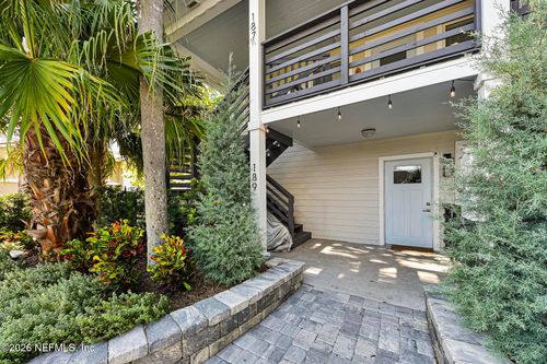 189 19th Ave N, Jacksonville Beach, FL, 32250-7448 | Card Image