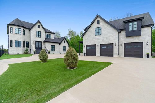 10201 67 Ave, Grande Prairie, AB, T8W0K7 | Card Image