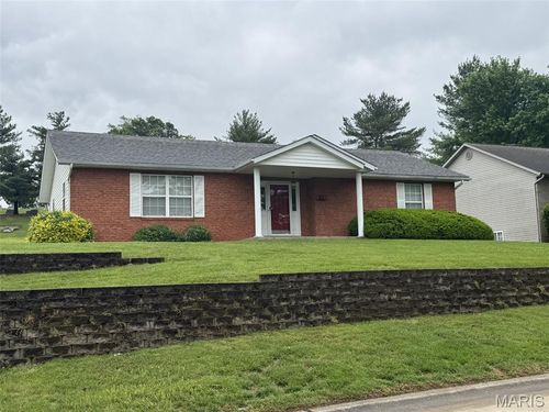 102 S Riebeling, Columbia, IL, 62236 | Card Image