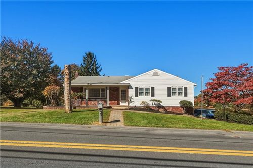 4053 Farmersville Rd, Palmer Twp, PA, 18045-2358 | Card Image