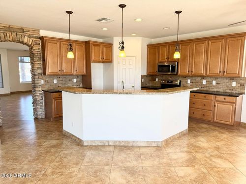 7003 S 55th Ln, Laveen, AZ, 85339-2251 | Card Image