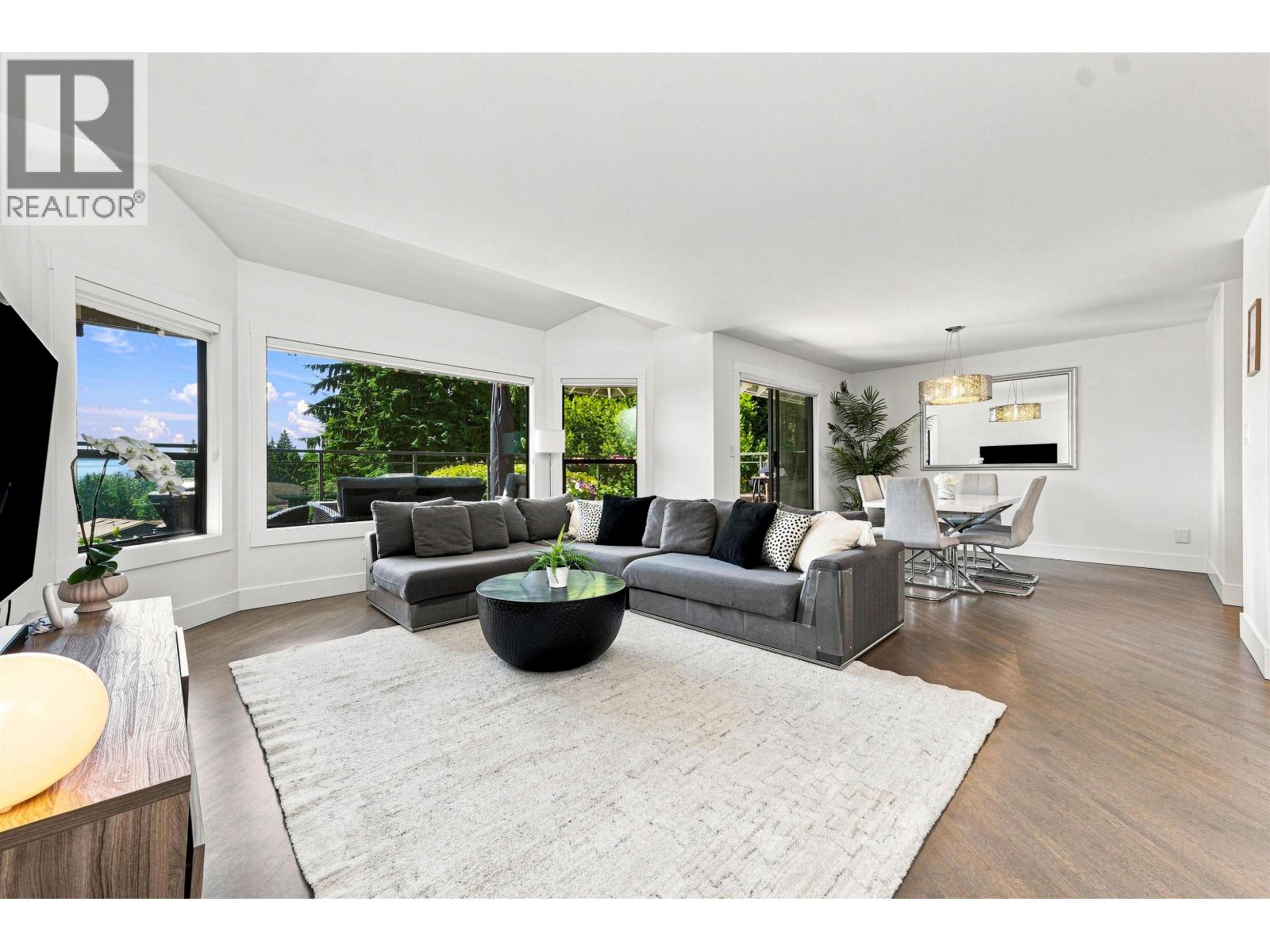 Residential in North Vancouver 2