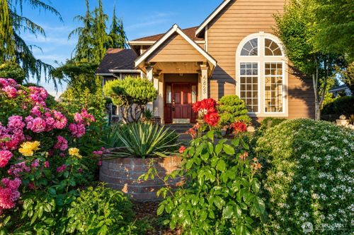 4829 66th Ave Ne, Marysville, WA, 98270-7515 | Card Image