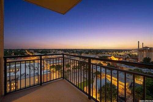1205-215 Center St, San Antonio, TX, 78202 | Card Image