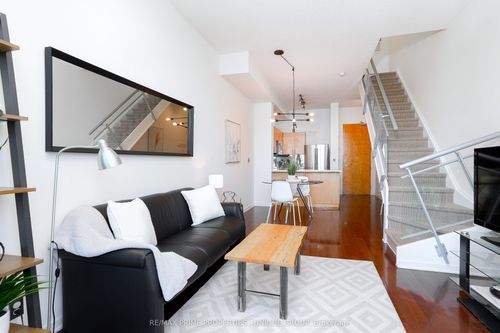 923-388 Richmond St W, Toronto, ON, M5V3P1 | Card Image