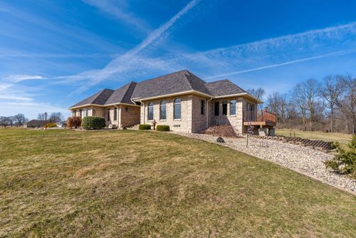 21927 71st Ave N, Port Byron, IL, 61275-9123 | Card Image