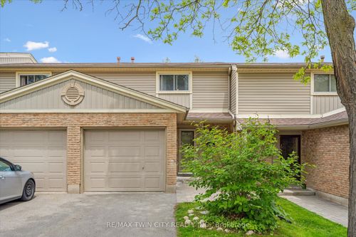 223 Pioneer Dr, Kitchener, ON, N2P1L9 | Card Image