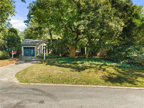 1051 Vernon Avenue, Winston-Salem, NC, 27106 | Card Image