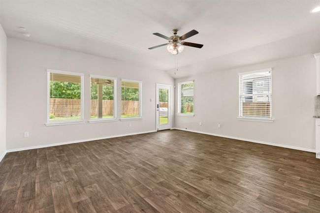 24630 Charlton Green Ln, House other with 4 bedrooms, 2 bathrooms and 3 parking in Spring TX | Image 12