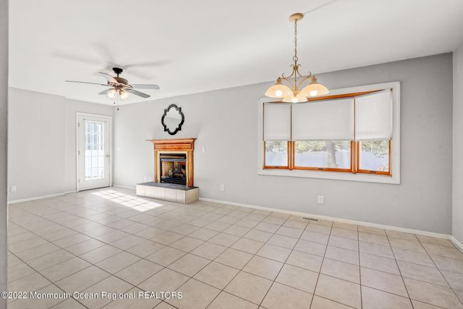 70 Crest Dr, House other with 3 bedrooms, 2 bathrooms and null parking in Howell NJ | Image 10