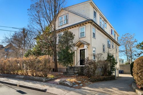 67-65-67 Saint James Cir, Newton, MA, 02458-1728 | Card Image