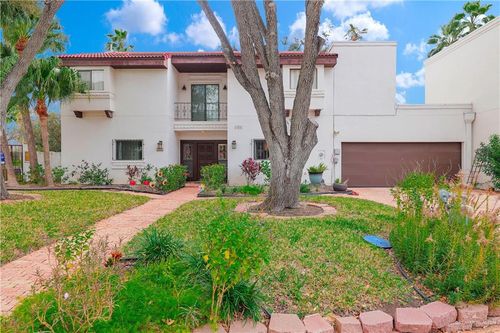105 Sunflower Ave, McAllen, TX, 78504-2404 | Card Image
